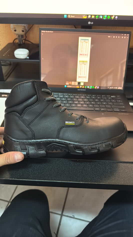 ¿Por qué se despegan las botas de seguridad? La diferencia entre Pegado Simple y Cosido Lockstitch